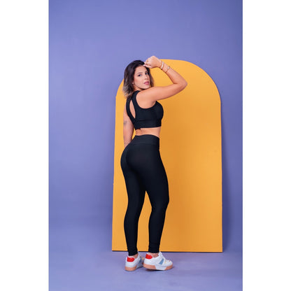 Conjunto Performance - Calça + Top com Bojo